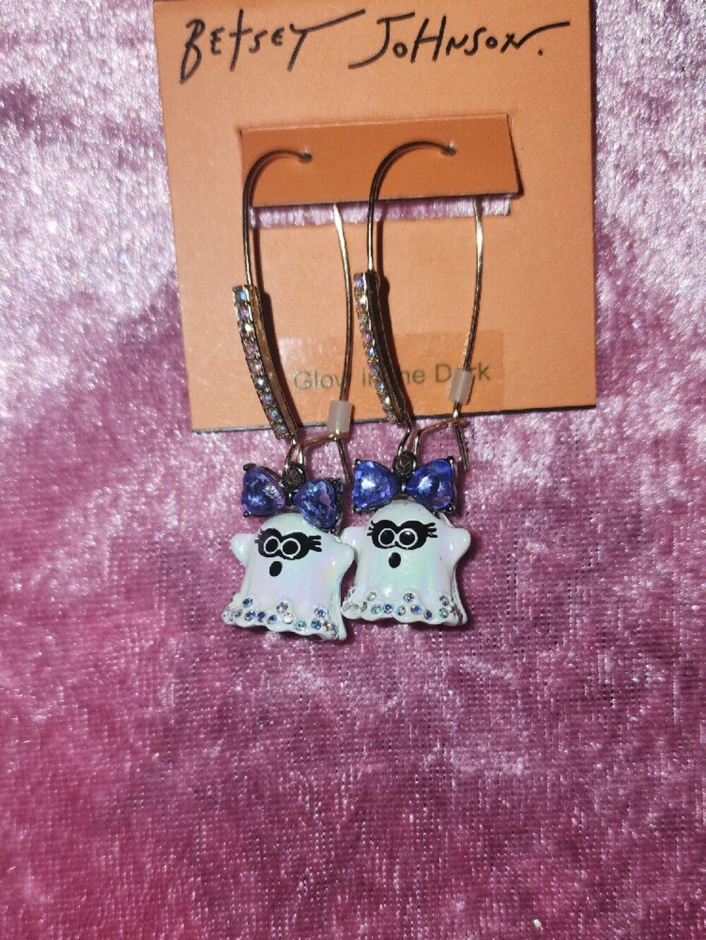 👻💜NWT Betsey Johnson Ghost Earrings / Glow In the Dark 👻✨️ - Picture 6 of 7